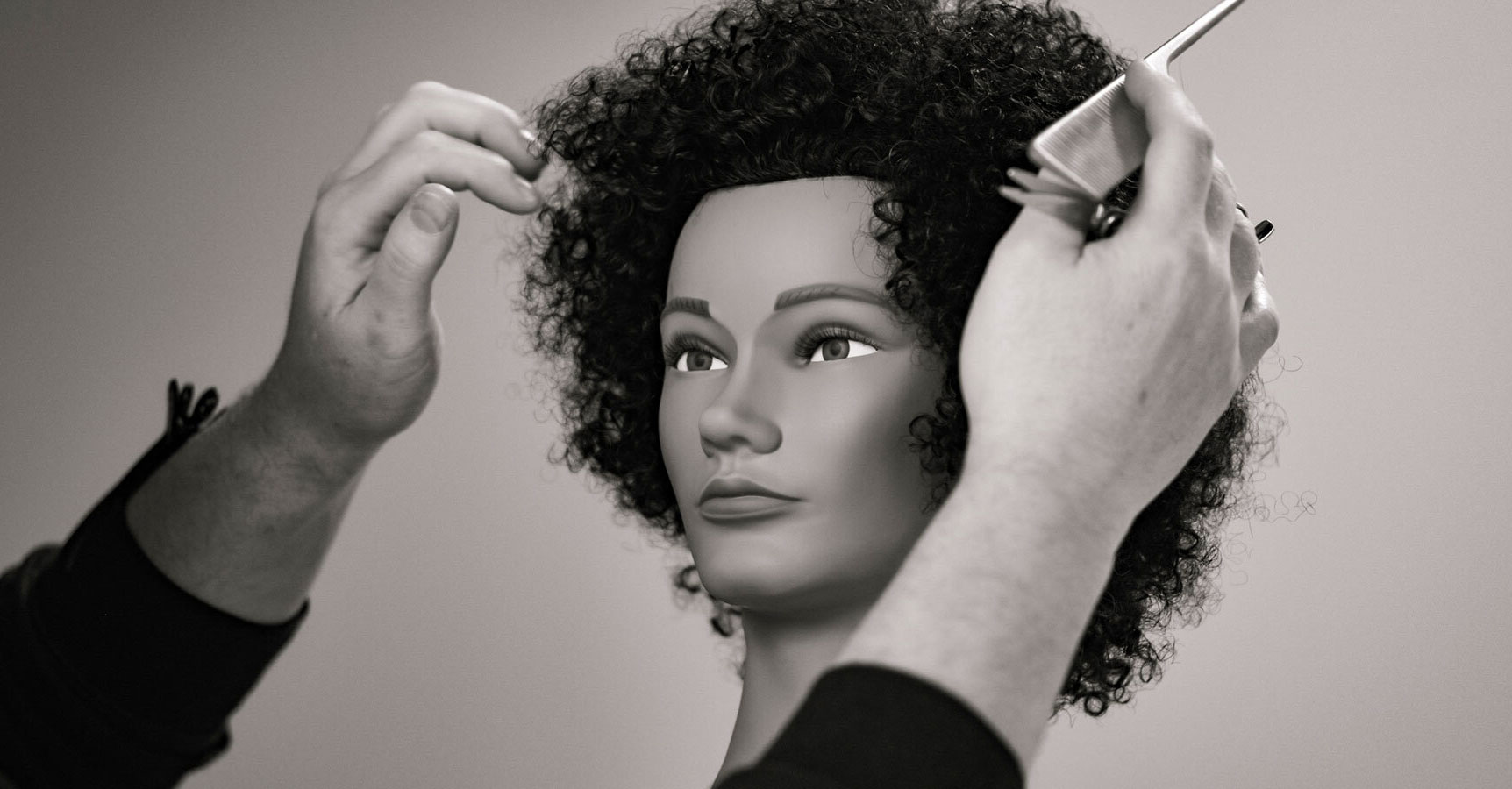 Curls Run The World - Textured Hair Mannequins