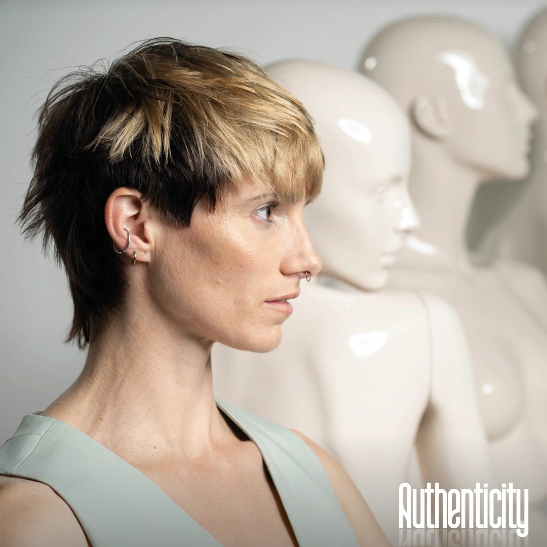 Nicole - Authenticity Trend Collection